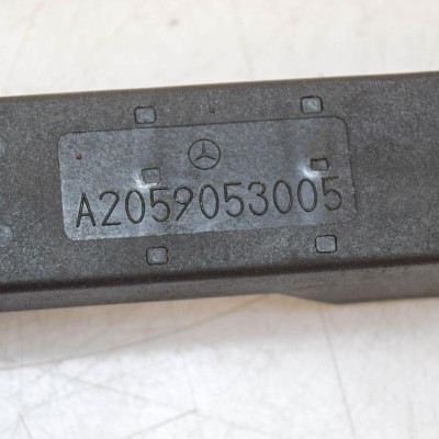 Amplificator de antena MERCEDES-BENZ GLA X156 2017 OEM: A2059053005 4027286 foto