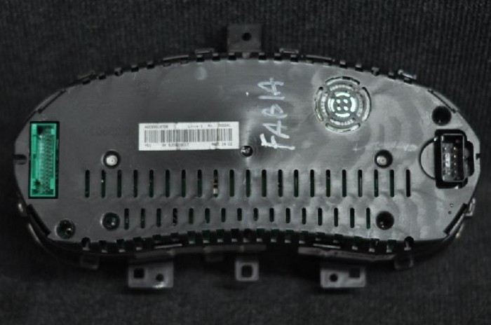 Ceas de bord SKODA FABIA II 542 2008 OEM: 5J0920901C 1702847