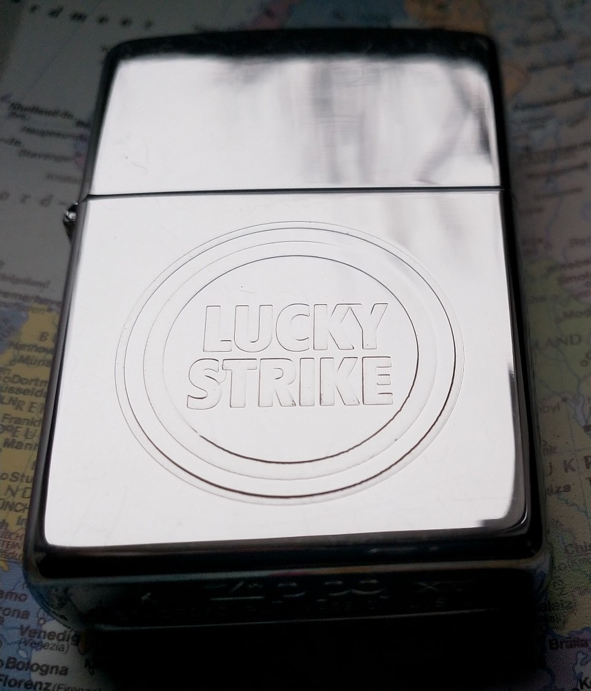 Zippo Lucky Strike XV | arhiva Okazii.ro