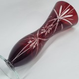Vaza romaneasca cristal rosu rubin, veche, vintage