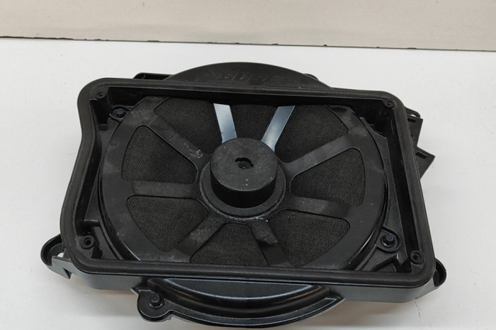 Subwoofer AUDI A6 4G2, C7, 4GC 2017 OEM: 4G2035709 | 30739694
