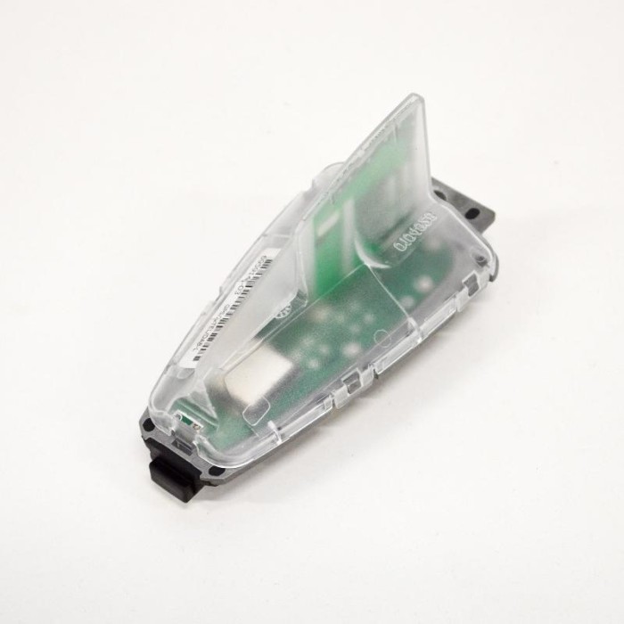 Antena BMW 3 F30, F80 2015 OEM: 1682707,30000986BF,6959146 10496000