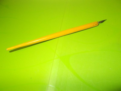 TOC vechi din LEMN cu penita foto