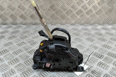 Timonerie cutie de viteze VW GOLF VII 5G1, BQ1, BE1, BE2 2016 OEM: Hatchback | 25703111 foto