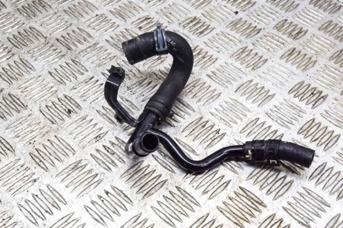Furtun de lichid de răcire AUDI Q5 FY 2021 OEM: 05L122157CH 21422768