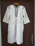 Rochie de noapte populară veche, brodată cu mărgele, bluză tradițională rom&acirc;nească lucrata manual ie romaneasca motive etnice