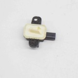 Senzor de impact st&acirc;nga față MASERATI QUATTROPORTE VI 2014 OEM: A1668210351,56054084AA | 12219583