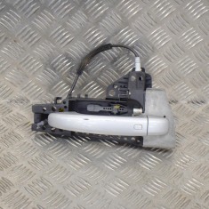 M&acirc;ner exterior ușă dreapta față AUDI A1 8X1, 8XK 2012 OEM: 8T2837886B,8T0837167A 10572627