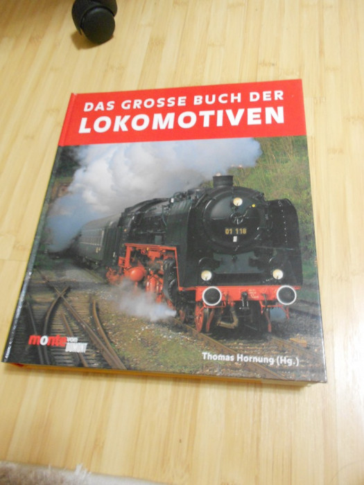 3 CARTI DESPRE LOCOMOTIVE - IN GERMANA