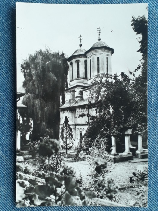 425 - Biserica Manastirii Dintr-un Lemn , Arges / carte postala necirculata