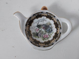 Farfurie mica de portelan, in forma de ceainic, pentru plicul de ceai, China