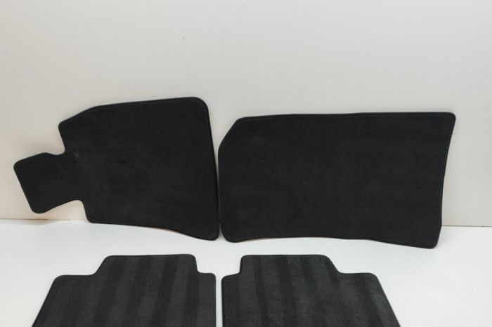 Set covorașe BMW 4 Gran Coupe G26 2022 OEM: 5A2DF05 | 22653556