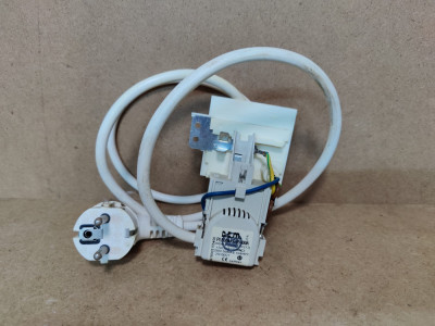 condensator cu cablu masina de spalat hotpoint RSG 744 / C144 foto