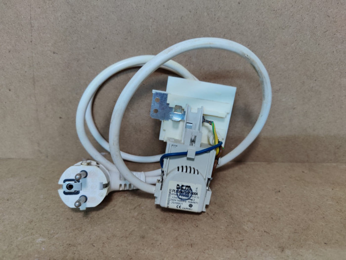 condensator cu cablu masina de spalat hotpoint RSG 744 / C144