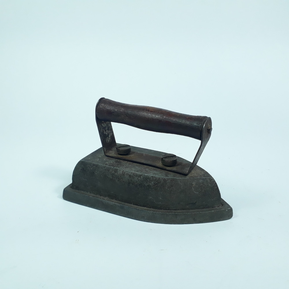 H Fier de calcat vechi in miniatura, 9,5 cm | Okazii.ro