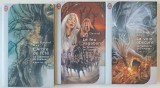 L &#039;ARBRE DE L&#039;ETE / LE FEU VAGABOND / LA VOIE OBSCURE par GUY GAVRIEL KAY , SERIE &#039; LA TAPISSERIE DE FIONAVAR &#039;&#039; I - III , 2003
