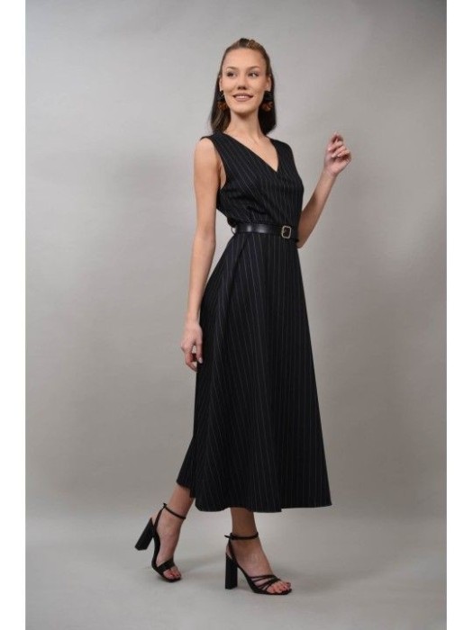 ROCHIE LUNGA IN STIL FORMAL CU CUREA IN TALIE BARESSA Negru S-M