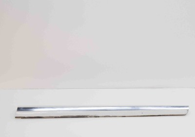 Bandou inferior ușă dreapta față VW ARTEON 3H7 2019 OEM: 3G8853970B foto