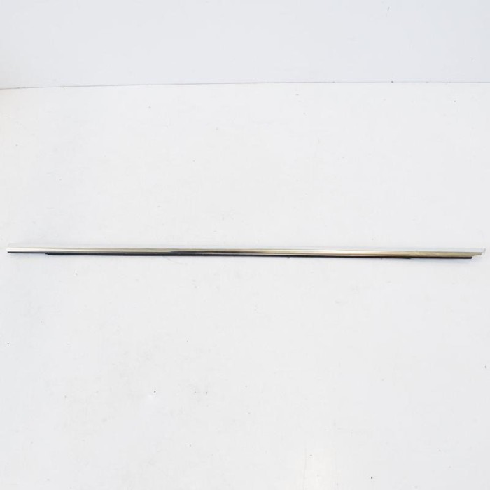 Chedar geam ușă st&acirc;nga față VW PASSAT Variant B7 365 2011 OEM: 3C4837475D 2968176