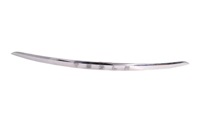 Ornament lampa număr de &icirc;nmatriculare TESLA MODEL X 2017 OEM: 1035370-00-E,1035369-00-D | 14893381