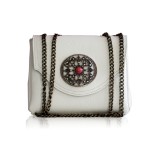Cumpara ieftin Poseta Amelie crem piele naturala, 17x22x10cm, handmade Grecia, cu magnet, lant reglabil, decoratiuni bronz