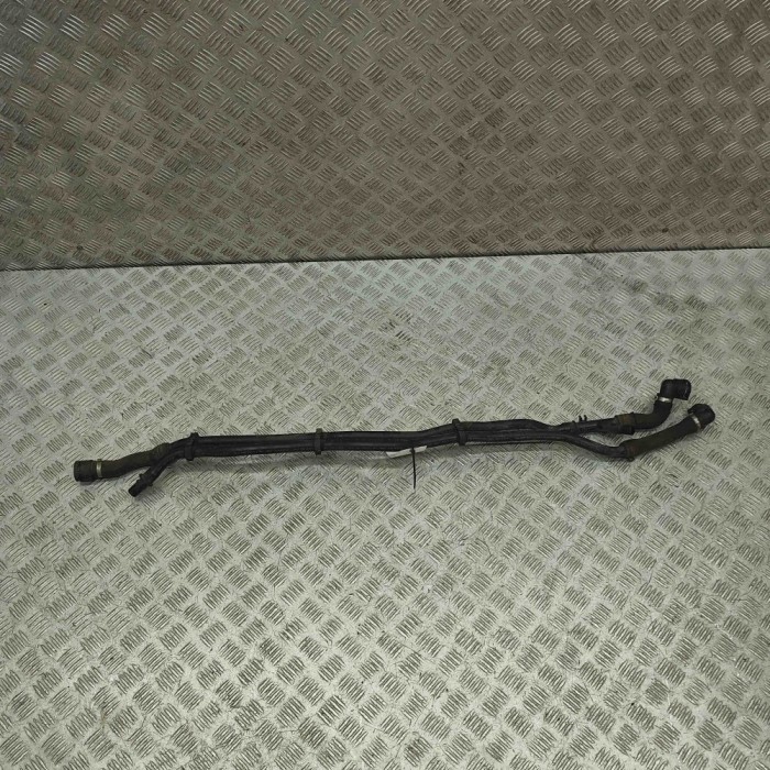 Furtun de lichid de răcire JAGUAR F-PACE X761 2022 OEM: M8A28D272-AC 31600612