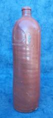 sticla veche din ceramica Nassau