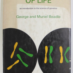 THE LANGUAGE OF LIFE , AN INTRODUCTION TO THE SCIENCE OF GENETICS by GEORGE and MURIEL BEADLE , 1966