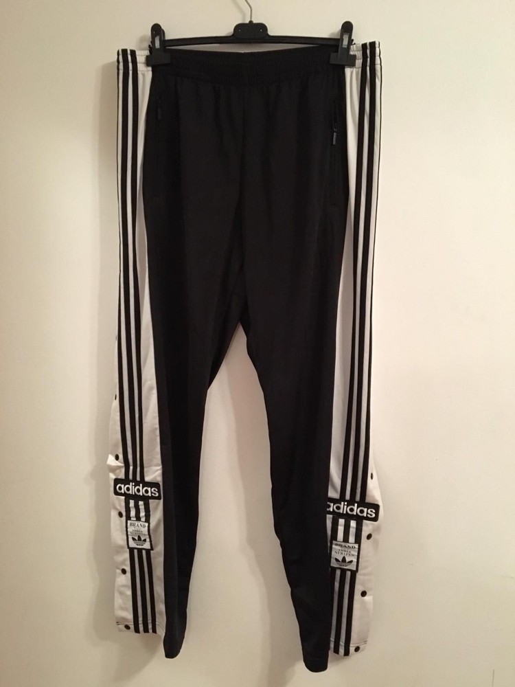 Pantaloni trening cu capse adidas | arhiva Okazii.ro