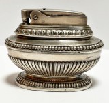 brichetă de masă Ronson Queen Anne placată cu argint, anii 1950