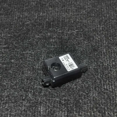 Amplificator de antena BMW 3 F30, F80 2013 OEM: 9231466 2682377 foto