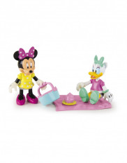 Set figurine Minnie si Daisy la picnic foto