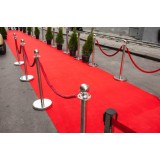 Inchiriere Stalpisori de Delimitare , Eleganta si Organizare pentru Evenimentul Tau!