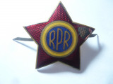 Insigna de Sapca RPR ,d=3,2cm , metal si email ,email spart pe o raza a insignei