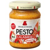 Pesto Calabrese, eco