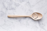 Lingura perforata, Mason Cash, Innovative, 32.4 x 6.8 cm, lemn, maro