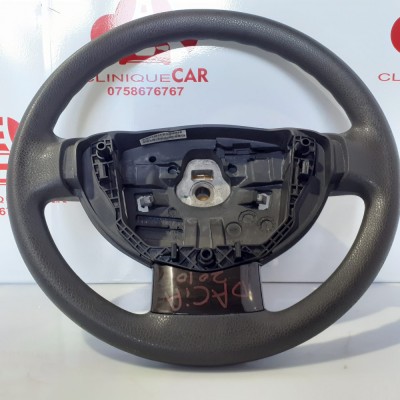 Volan Dacia Duster 2010 foto