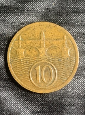 Moneda Cehoslovacia 10 haleri 1926 foto