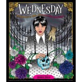 Wednesday - Nem hivatalos, de ann&aacute;l h&aacute;tborzongat&oacute;bb sz&iacute;nezők&ouml;nyv - Amanda Brack