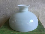 Design / Vintage - Abajur opalina alba pentru lustra , lampa sau veioza !