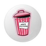 Cumpara ieftin Insigna metalica rotunda 58 mm model ilustratie grafica cos roz cu mesaj ironic