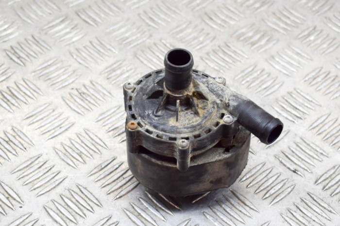 Pompa de apa auxiliara TESLA MODEL X 2020 OEM: 1037327-00-G 13850410