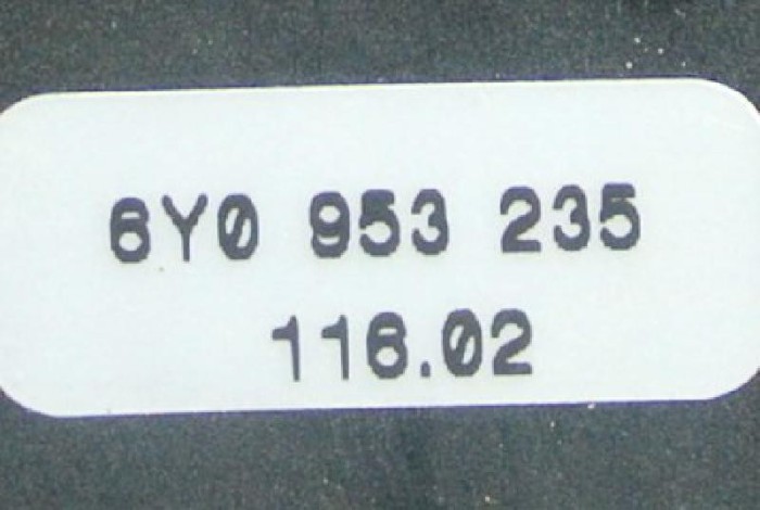 Comutator SKODA FABIA I 6Y2 2000 OEM: 6Y0953235 1530567