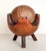 Suvenir Arta Cubana - Nuca cocos crestata ca o minge de baseball cu stativ lemn