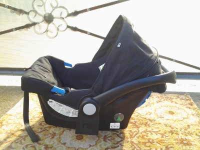 ***Mother Care | adaptori + scoica scaun auto | copii (0-13 kg) foto