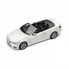 Macheta BMW Seria 4 Cabrio F33 1:43 Alpine White foto