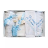 Cumpara ieftin Trusou Botez cu 7 piese personalizat cu broderie - &quot;Cu drag de la Nasi&quot; - ALB - BLEU - TB91