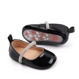 Cumpara ieftin Pantofiori negri lacuiti cu bareta cu strasuri (Marime Disponibila: 3-6 luni