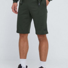 EA7 Emporio Armani pantaloni scurti barbati, culoarea verde