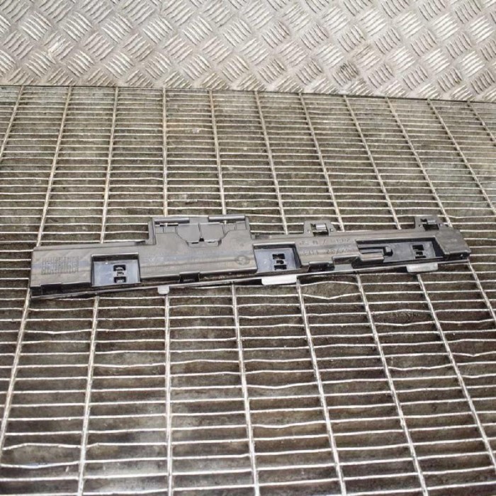 Suport prag lateral BMW 4 Coupe F32, F82 2018 OEM: 7285791 10690823